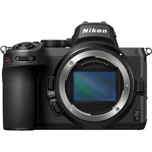 Cámara Nikon Z5 Cuerpo (Cargador Europeo)
