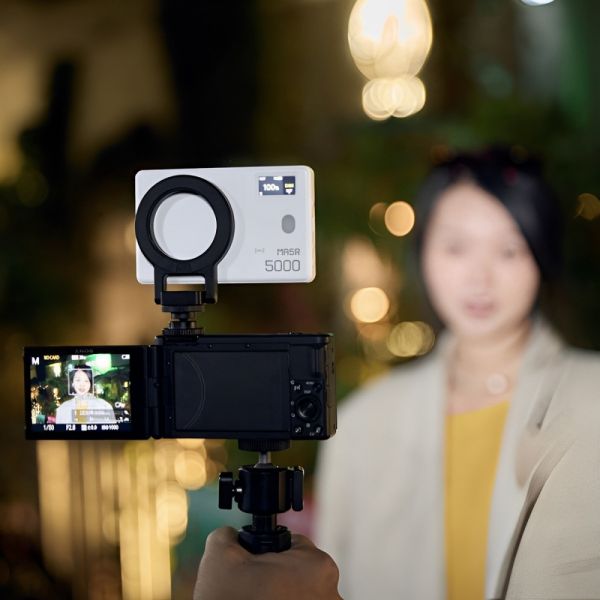 Luz LED con Cargador Portátil Godox MA5R 4900 mAh - Negro